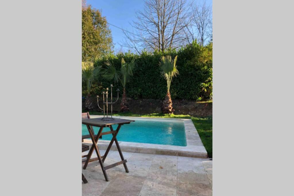 Cottage Normand Avec Sa Grande Piscine Chauffee Toute L Annee Sur Parc Arbore Et Clos En Plein Coeur De La Campagne Adapte Aux Kids Et Dog Friendly Saint-Antonin-de-Sommaire Exterior foto